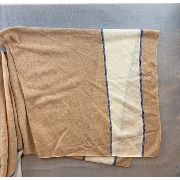 j mclaughlin Shall 100% Cashmere One Size Beige Blue Stripe White Wrap - Picture 3 of 6